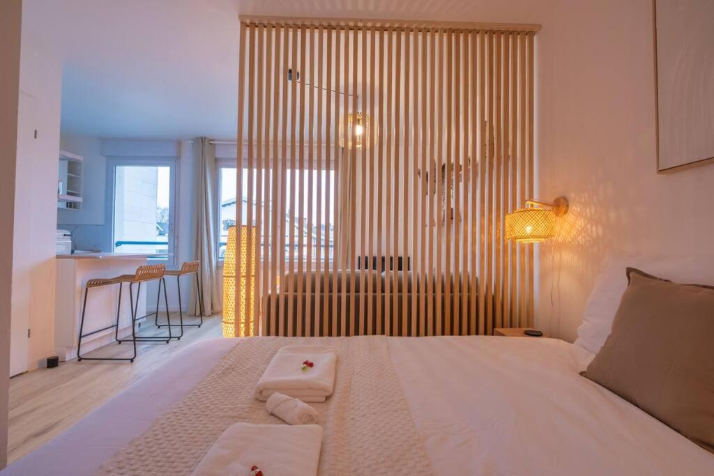 Le Jeroboam Apartment Reims Ngoại thất bức ảnh